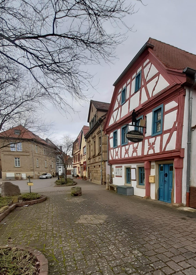 ALSENZ, „Alisencia“ – steinalt und steinreich